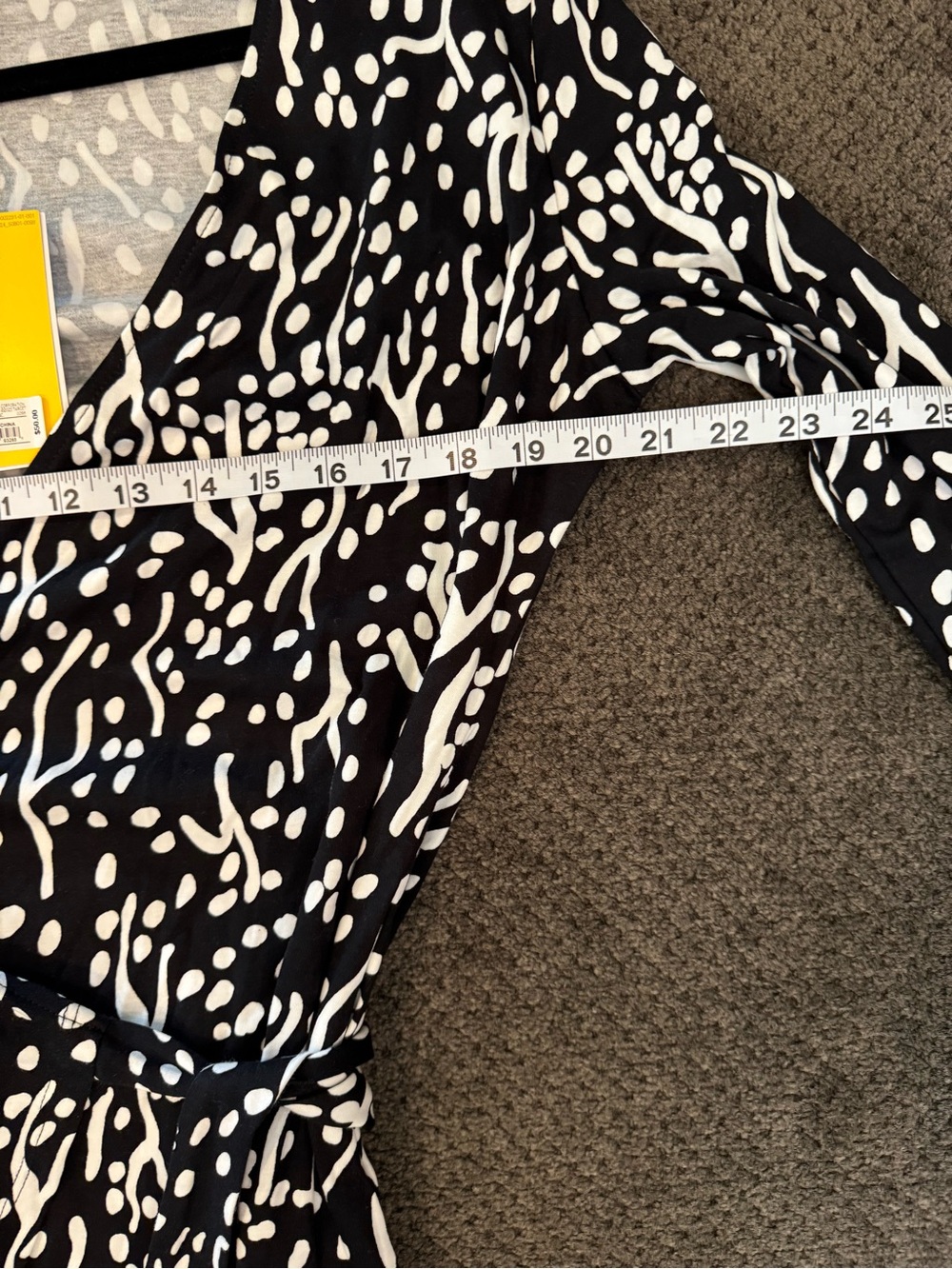NWT Diane Von Furstenberg Black & White Abstract Long Sleeve Wrap Midi Dress - Picture 8 of 9